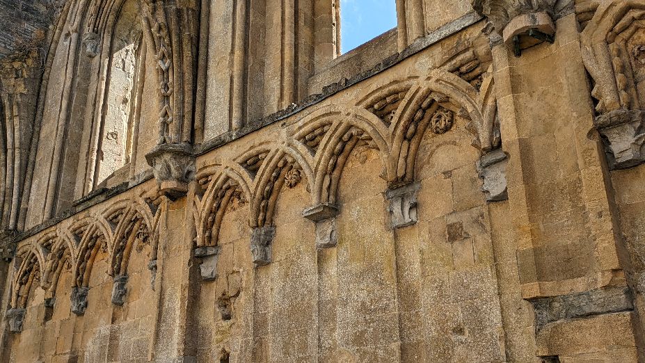 f/1.9 760/1000000s ISO:50 Bright:8.2 Focal:5.43 scale: 23% d1259c.jpg